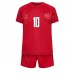 Camisa de Futebol Dinamarca Christian Eriksen #10 Equipamento Principal Infantil Mundo 2022 Manga Curta (+ Calças curtas)
